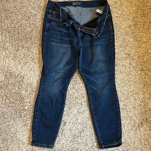 Maurice’s EverFlex High- Rise jeans. Size 18w Short.